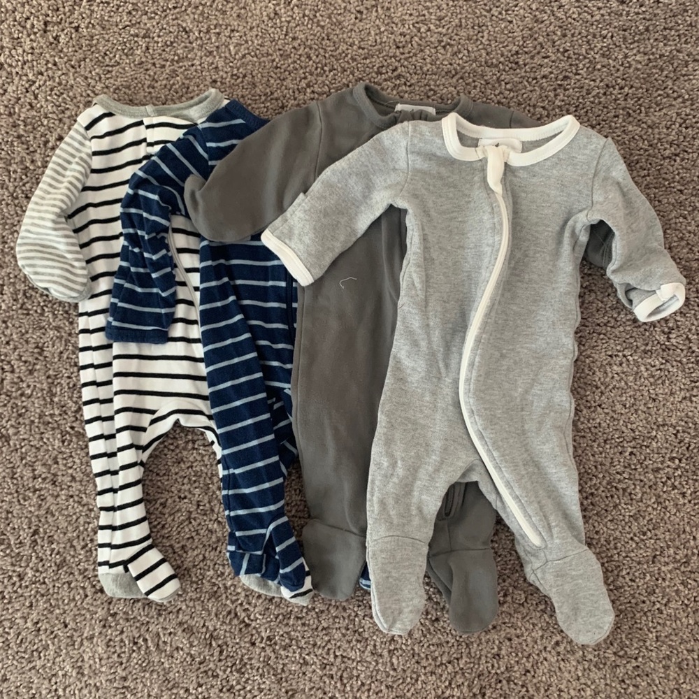 Newborn zippered footies